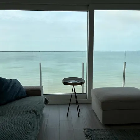 アパート With Sea View In For 6 *