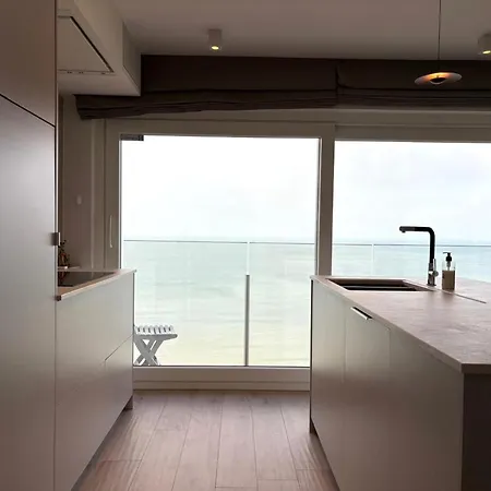 アパート With Sea View In For 6 *